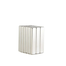 40×10×5 mm Köşeli Neodyum Mıknatıs